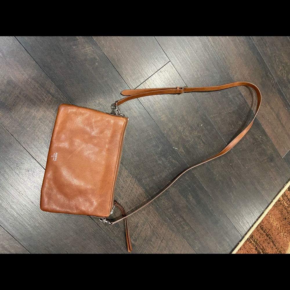 Fossil purse
